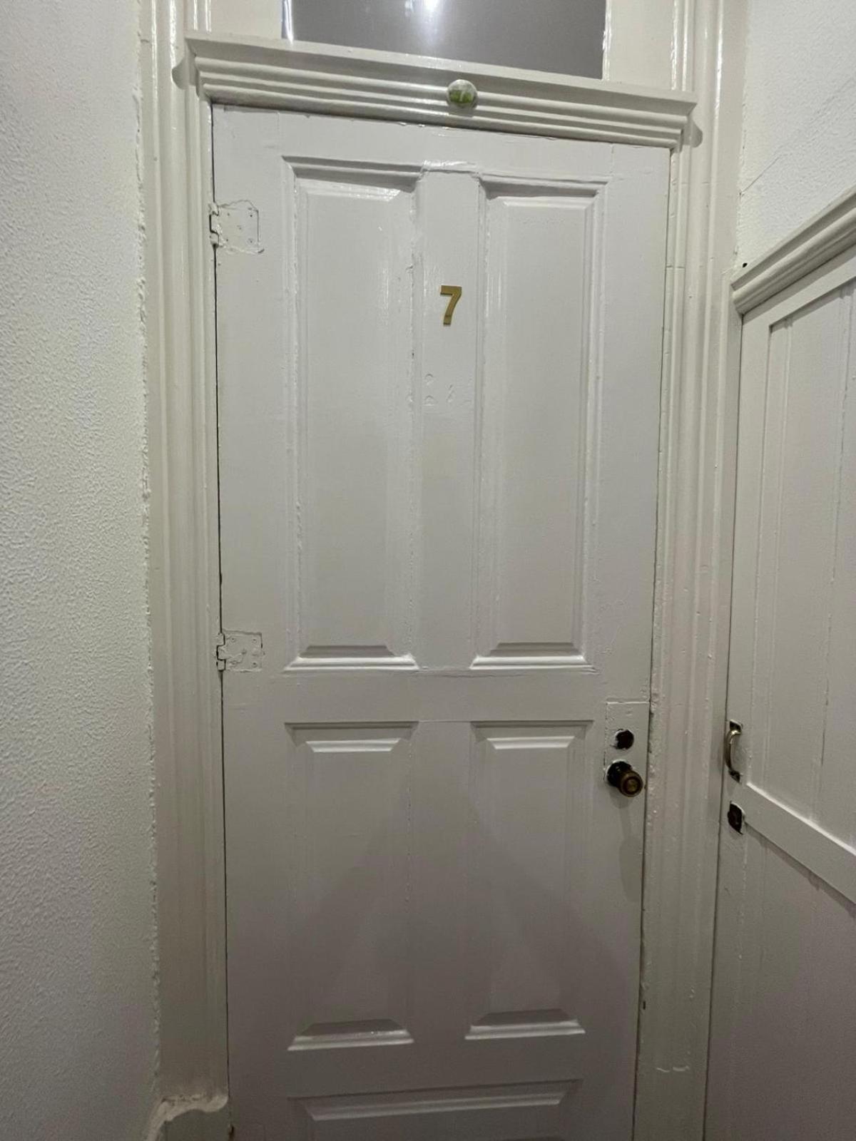 Quarto Duplo com Banheiro Compartilhado